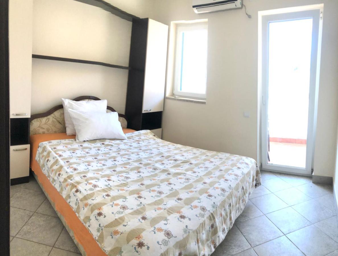 Rafailovici Holiday Apartments מראה חיצוני תמונה
