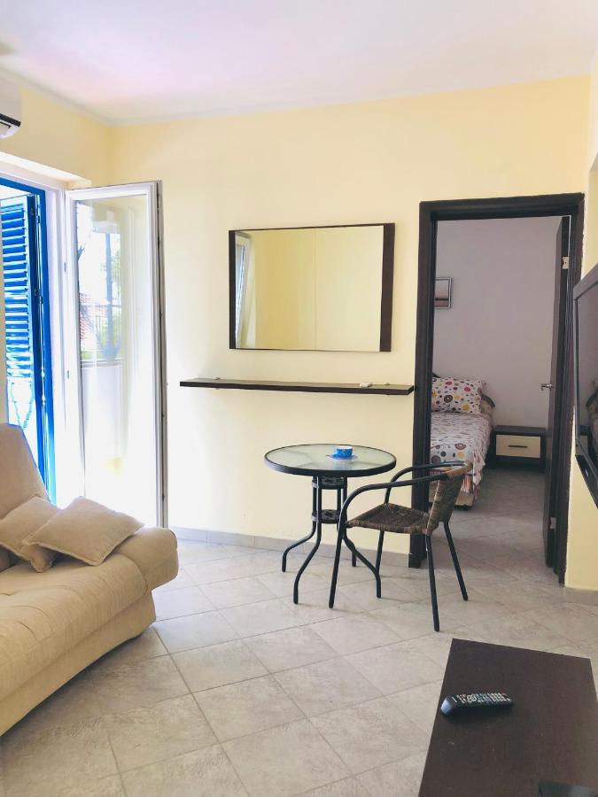 Rafailovici Holiday Apartments מראה חיצוני תמונה