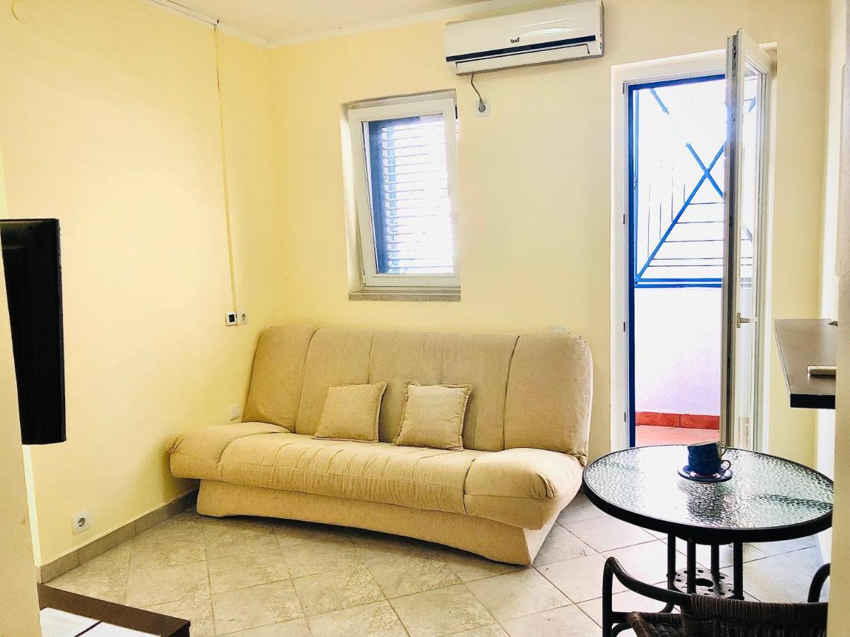 Rafailovici Holiday Apartments מראה חיצוני תמונה
